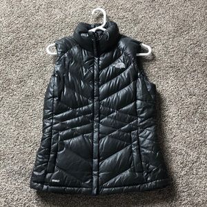 Women’s 550 Northface Vest